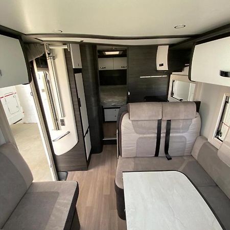 Magnifica Autocaravana Adria Matrix Axess 670Sl Гранада Экстерьер фото